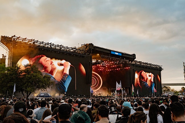 Paty Cantú, Elena Rose, Enjambre, Lasso y Love Of Lesbian incendian el Tecate Pa’l Norte 2026