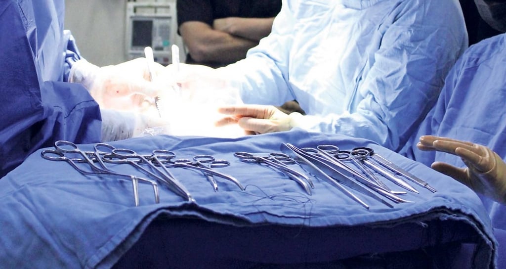 Reportar. Piden a la sociedad reportar páginas, perfiles falsos y publicaciones que ofrezcan tratamientos con costos bajos, aunque los mensajes de la reciente estafa han sido bajo comunicación directa por mensaje.