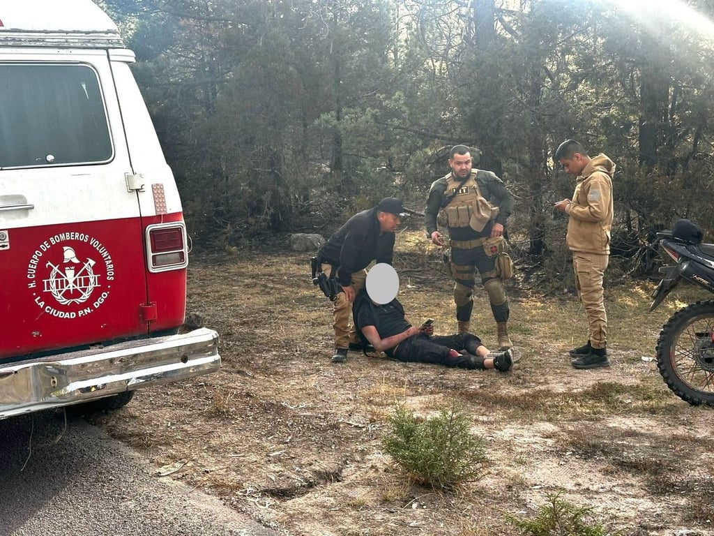 Reacción. El percance fue atendido por agentes desplegados como parte del operativo vacacional de Semana Santa.
