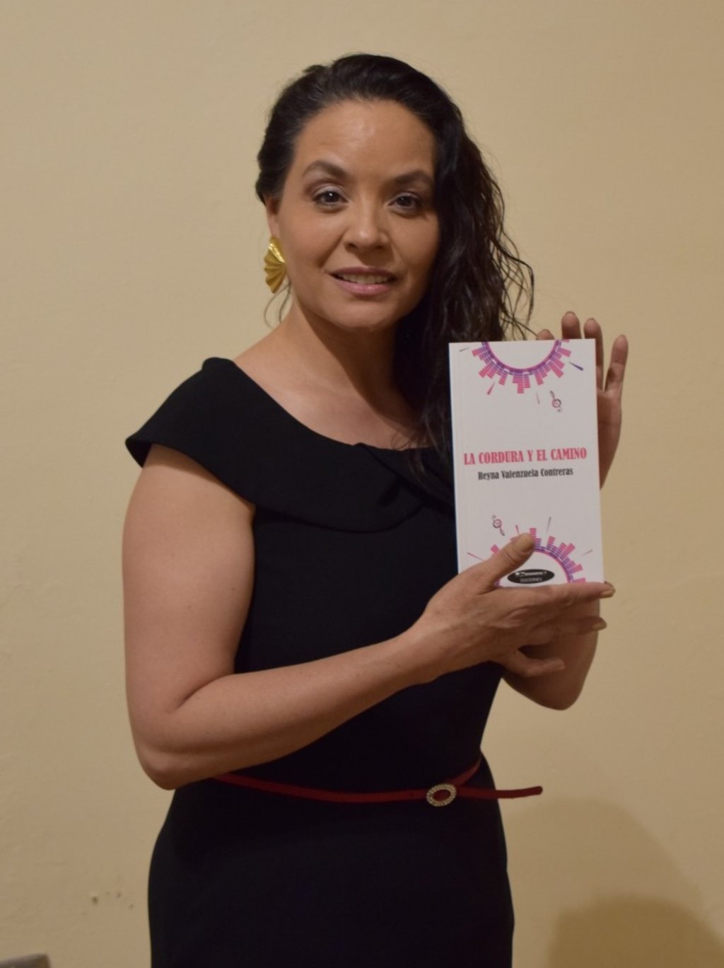 La escritura poética de Reyna Valenzuela