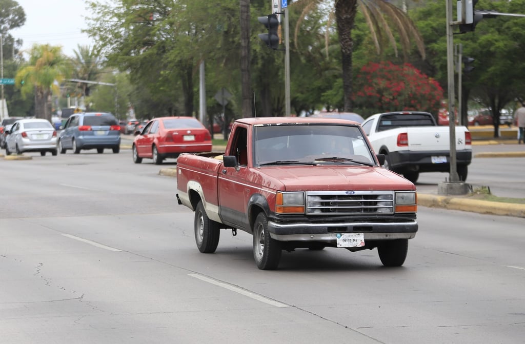 Labor. Preparan padrón para identificar vehículos extranjeros no regularizados en Durango.