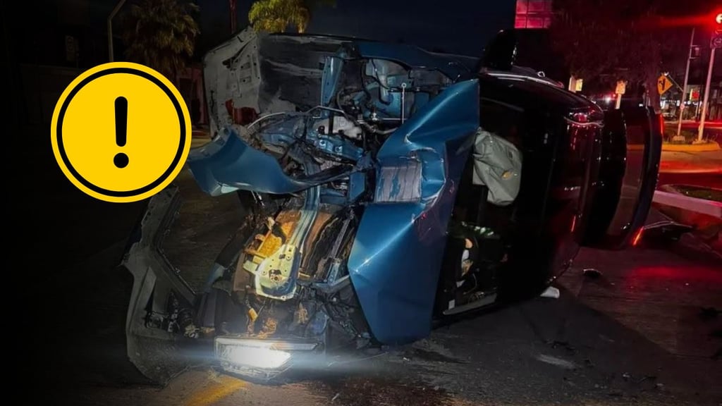 Menor en aparente estado de ebriedad, destruye su coche al chocar con poste; quedó volcado