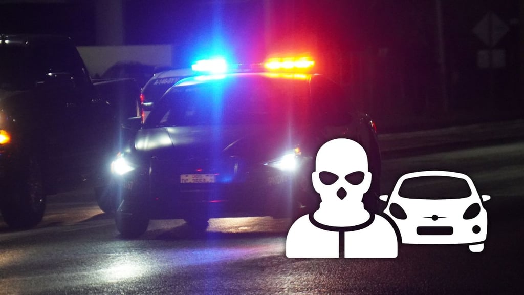 Saquean vehículo en el Centro Histórico de Durango