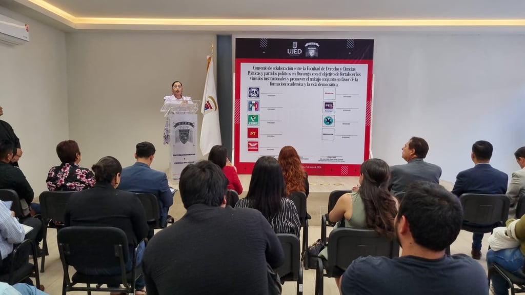 Con seminario, abordaron temas para el fortalecimiento de la democracia en Durango