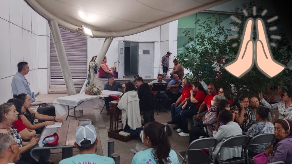 Comunidad católica acudió al Hospital 450 para apoyar a familiares de personas enfermas