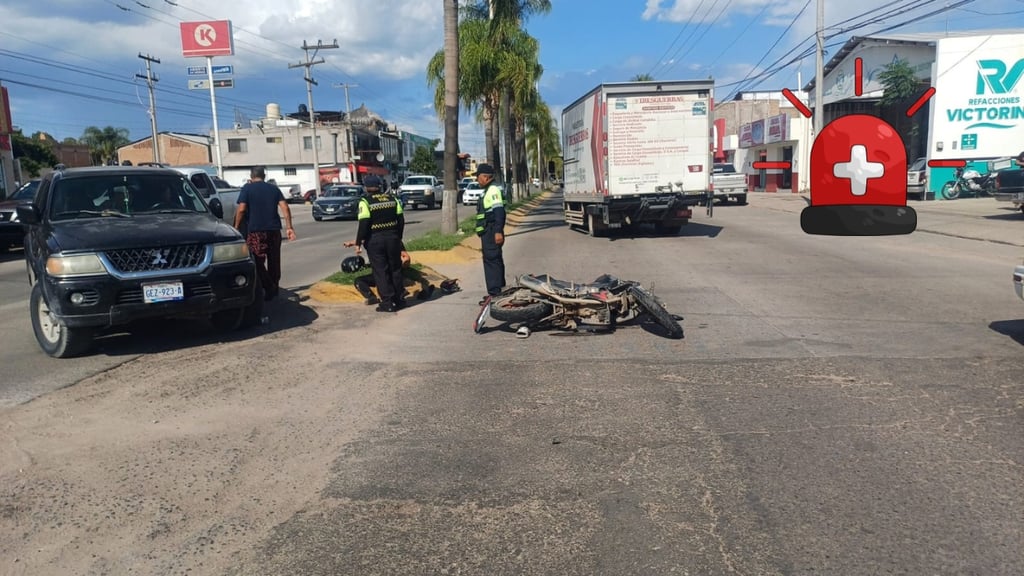 Motociclista resulta lesionado tras choque por invasión de carril en la colonia 16 de Septiembre