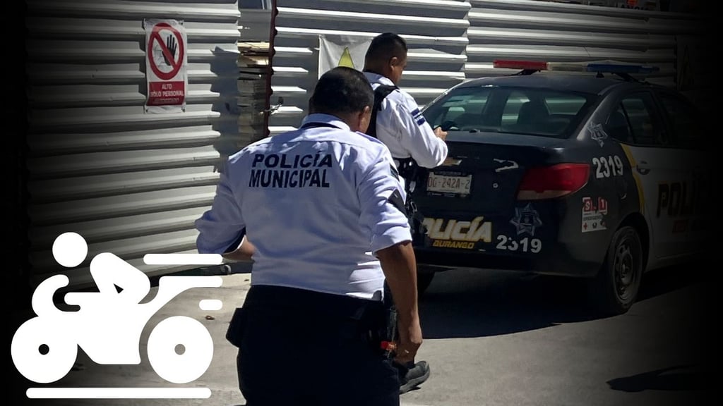 Roban motocicleta a empleado de Liverpool; hurtaron la unidad del estacionamiento