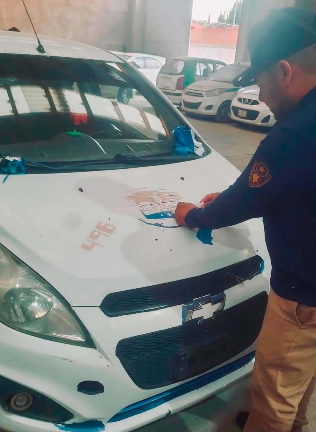 Retiran  75 'taxis piratas' en Durango