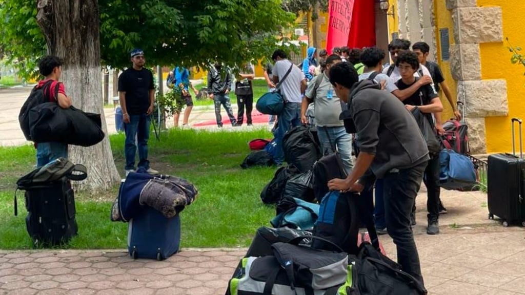 Culminan futuros maestros su curso propedéutico en la Normal de Aguilera