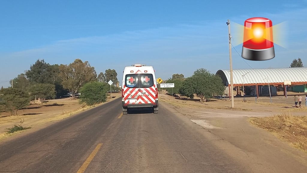 Choque en carretera de Nuevo Ideal deja a hombre con lesión en la cabeza