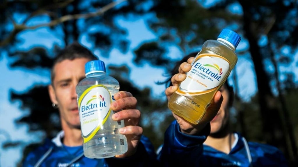 ¿Por qué tomar suero en días calurosos?