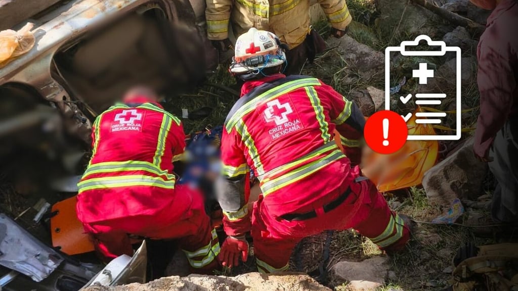 Dos personas sin vida y 8 lesionados, saldo oficial de accidente en voladero de Mezquital