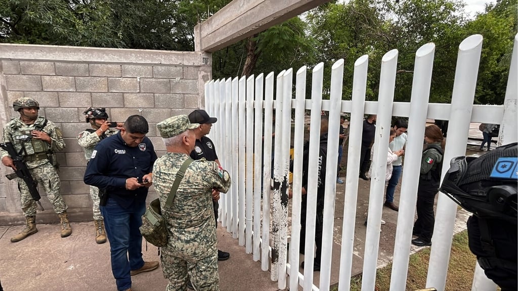Tras ataque en secundaria en Torreón, Fuerzas Armadas capacitarán a escuelas para reforzar la seguridad