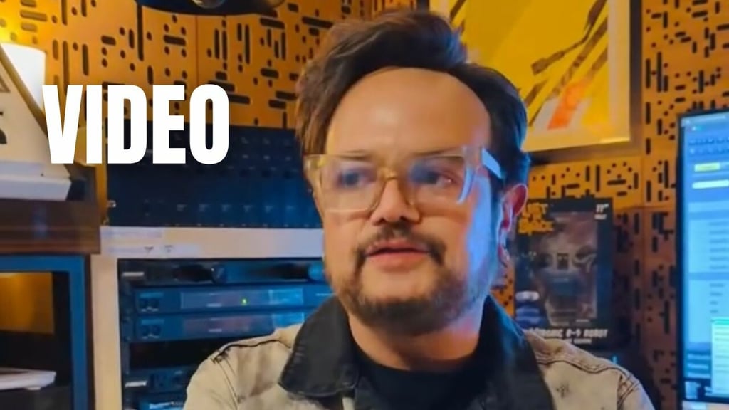 Aleks Syntek revela que médicos le recomendaron internarse en una clínica de salud mental