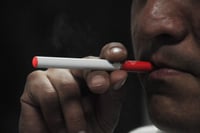 Cigarro electrónico, altamente nocivo y adictivo