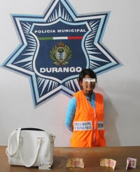 Mujeres roban, una es menor de edad