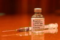 En curso, vacunación contra Covid e Influenza