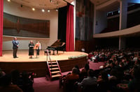 Donan un gran piano Bechstein al Conservatorio Nacional de Música