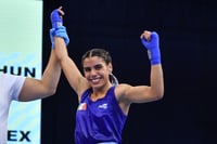 La boxeadora duranguense, Valeria Amparán, inició con triunfo en el Campeonato Mundial