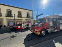 Flamazo al interior de librería Lobos deja dos personas lesionadas