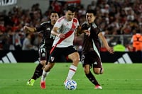 Paseo Monumental del River al Tricolor