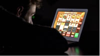 Apuesta online con éxito: estrategias y trucos para ganar más