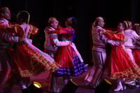 Teatro Ricardo Castro se llenará de danza folclórica