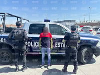 Estudiante trató de asfixiar a su compañera; fue detenido