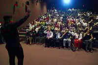 Realizan la conferencia 'De corazón a corazón'