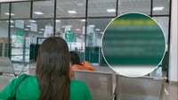 Exhiben a trabajadora del IMSS por golpear a familiar de un paciente: 'Me tiró un golpe' | VIDEO