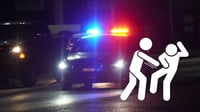 Sujetos saltan y golpean a un hombre en Valle del Guadiana