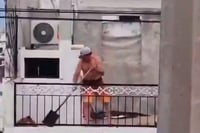 Captan a sujeto en Mazatlán golpeando a un perrito; internautas exigen justicia | VIDEO