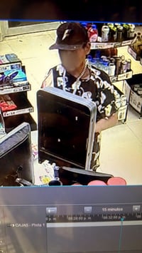 Detienen al presunto responsable de robo en tienda de conveniencia