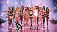 Vuelven los ángeles de Victoria’s Secret en desfile lleno de inclusión