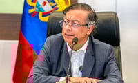 Petro acusa al senador Bernie Moreno de instigar a Trump contra el gobierno colombiano