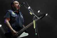 'Tu papá, más que todos': Paco Ayala, de Molotov, responde al hijo de AMLO