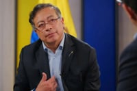 Petro se deslinda de Maduro y rechaza una invasión: 'La solución debe ser pacífica'