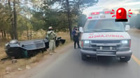 Volcadura en carretera libre Durango-Mazatlán deja cuatro personas lesionadas