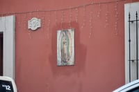 La Virgen en fachadas