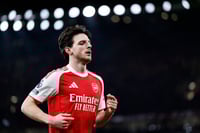 Arsenal quiere seguir en la cima