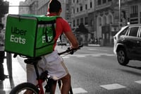 Afiliación de repartidores y conductores continúa; IMSS mantiene prueba piloto