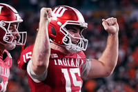 Hoosiers ganan en Miami