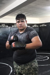 Renzo Aldave colisionará ante 'Dinamita' García