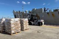 Chile y Rusia enviarán ayuda humanitaria a Cuba; Moscú mandará petróleo pese a amenaza de EU