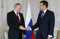 Macron quiere restablecer comunicación con Rusia 'con total transparencia'