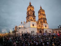 Bordadoras alzan la voz por las ausentes, en la marcha del 8M en Durango