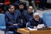 El embajador de Irán ante la ONU afirma que el país no cerrará el estrecho de Ormuz