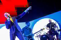 Two Door Cinema Club suma fecha extra en CDMX