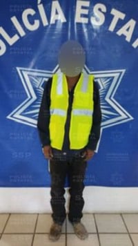 Sujeto se paseaba con pistola al cinto en Simón Bolívar; fue detenido