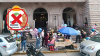 Retiran a vendedores de globos, flores y peluches sin permiso en graduaciones de Durango